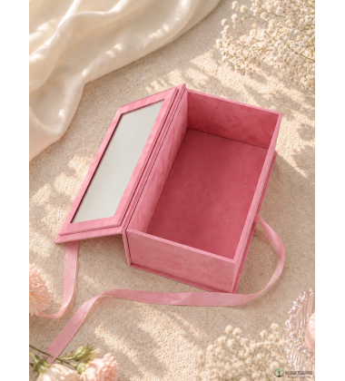 Коробка футляр книга с лентами